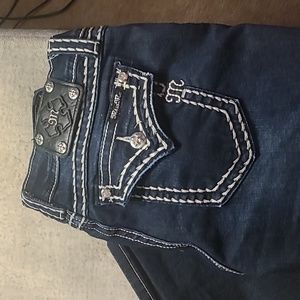 Miss Me Cuffed Capri